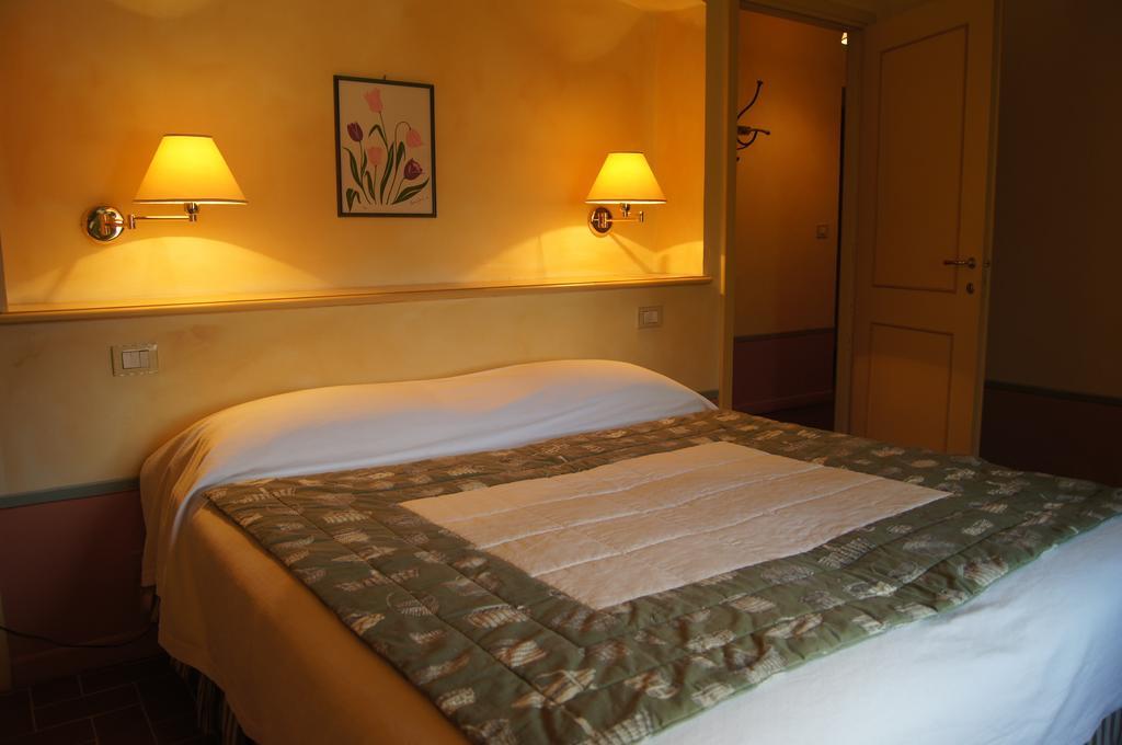 Marchesi Incisa Winery Lodge Rocchetta Tanaro Szoba fotó